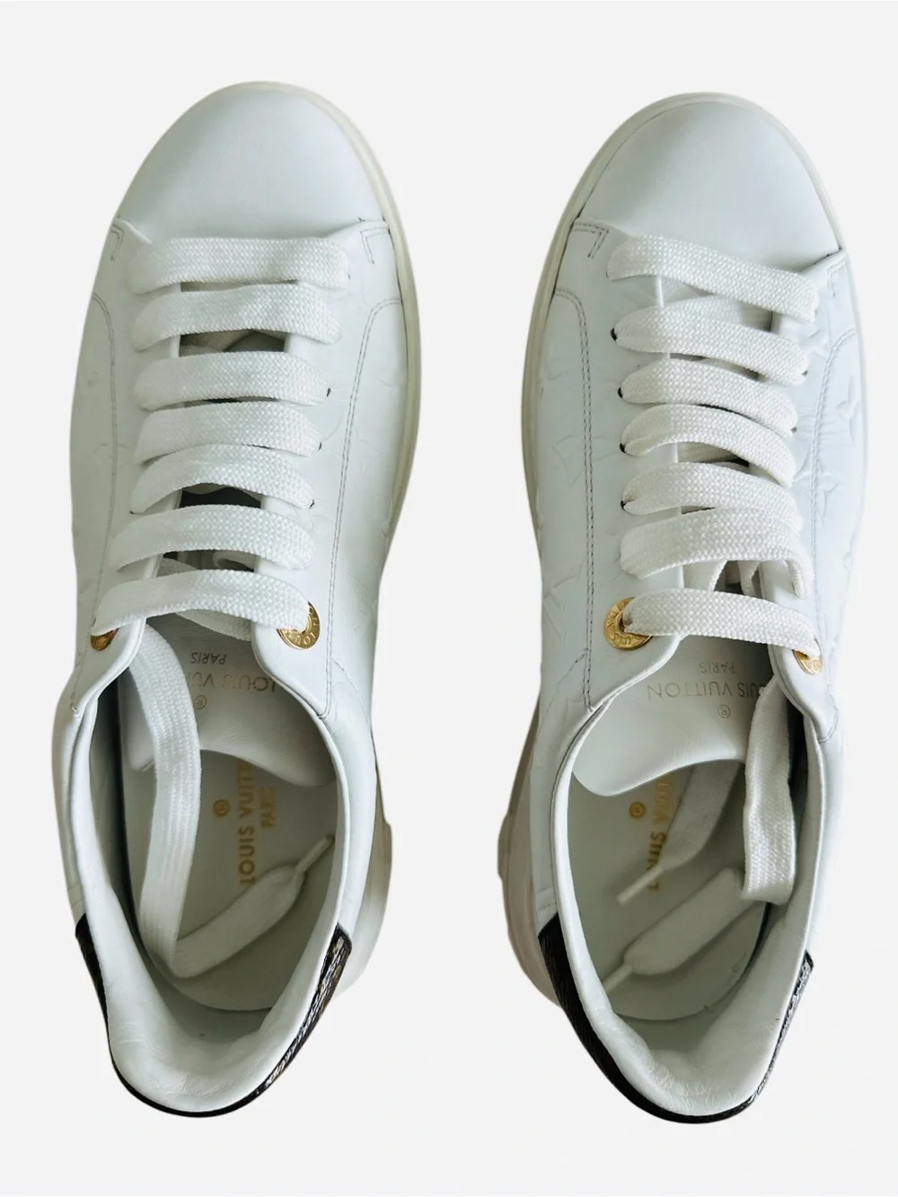 LOUIS VUITTON Women’s Lambskin Embossed Monogram Time Out Sneakers 38 White